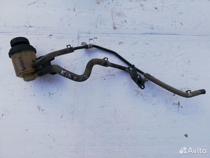 Бачок гур Kia Rio 3 Hyundai Solaris