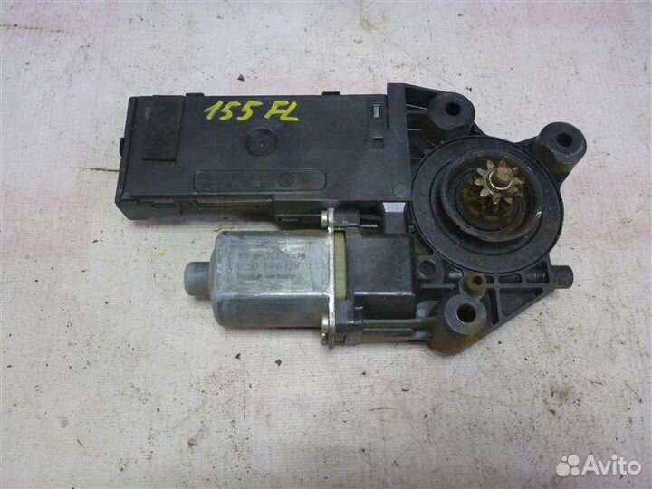 Мотор стеклоподъемника передний левый Renault