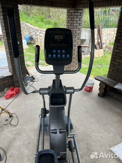 Эллиптический тренажер X901 PRO