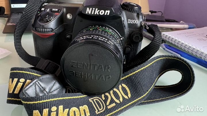 Фотоаппарат Nikon D200 с объективами