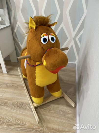 Качалка лошадь