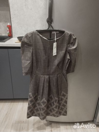Платье женское 42 44