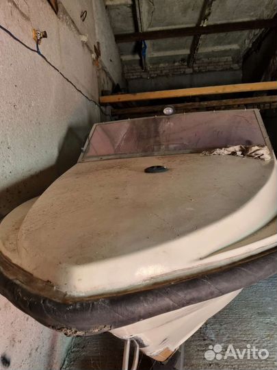 Лодка пластик