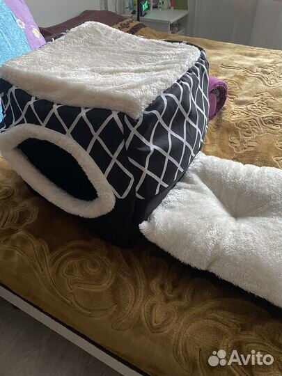 Домик лежанка для кошки + подарок для питомца