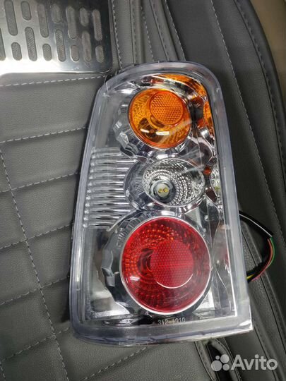 Задний фонарь corolla104