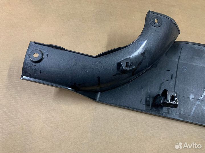 Накладка двери багажника левая нижняя Rav-4, Rav4