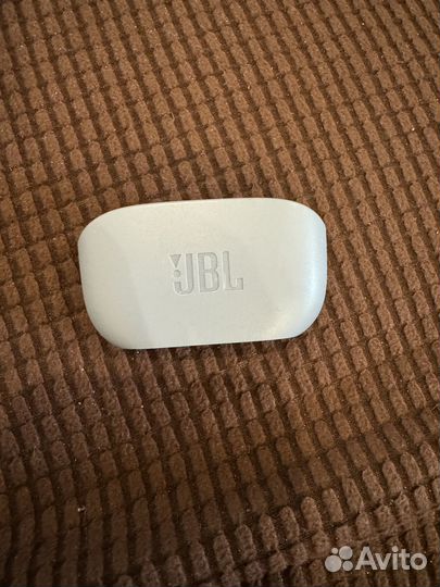 Продам наушники беспроводные jbl