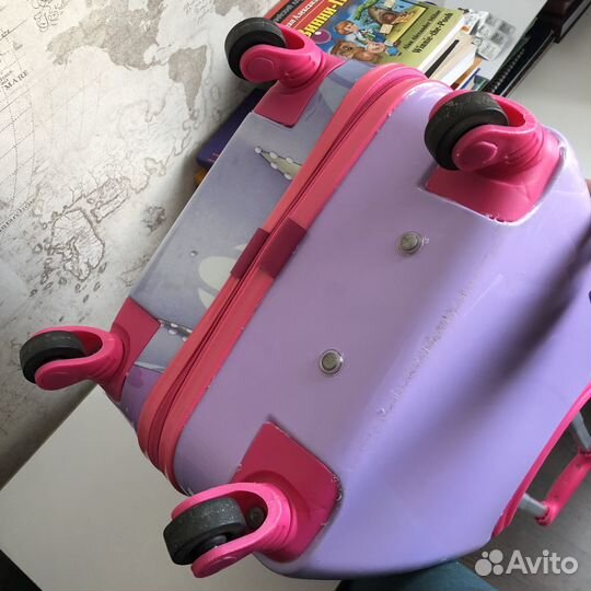 Детский чемодан для девочки