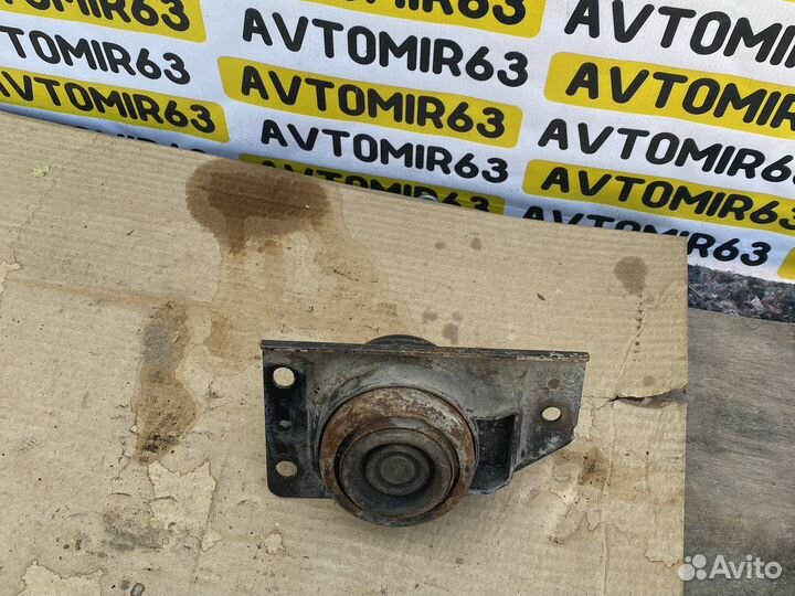 Kia rio 2 1.6 АКПП гидравлическая подушка двс