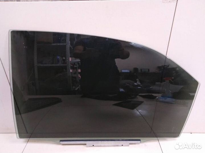 Стекло двери задней левой Toyota Camry V30 2001-20