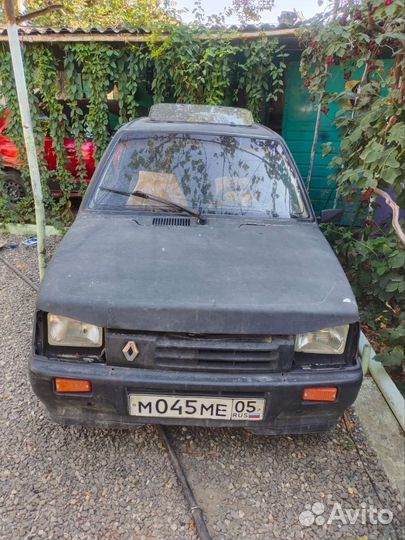 Капот на оку