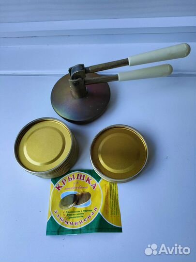 Закаточная машинка автомат с крышками