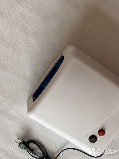 Лампа для маникюра новая