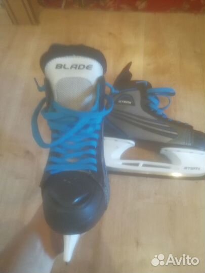 Коньки хоккейные Atemi