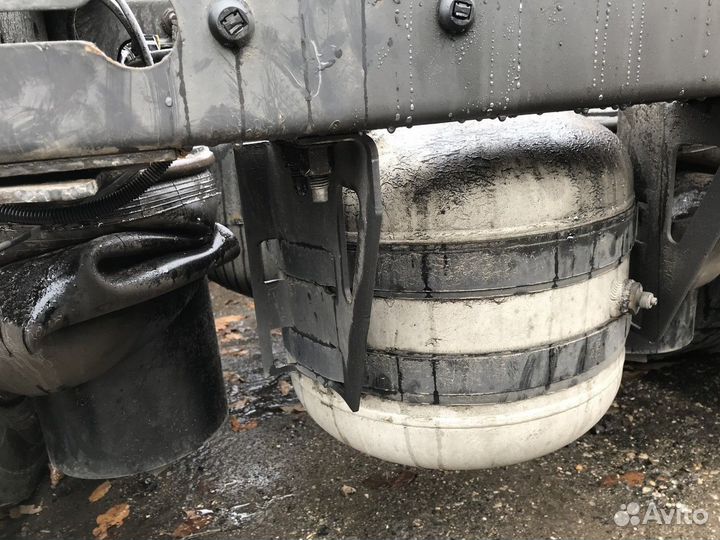 Кронштейн ресивера левый