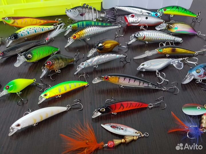 Набор воблеров в коробках