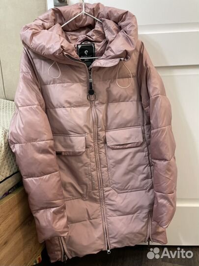 Пуховик женский 42