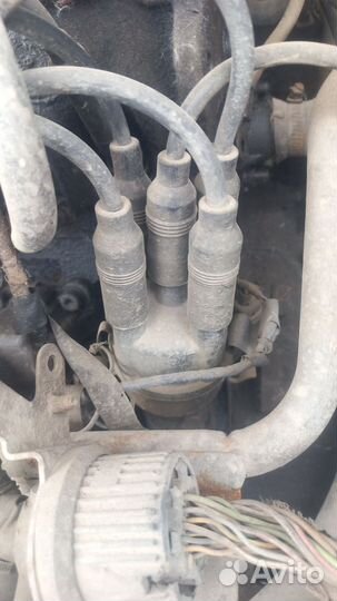 Трамблер Volkswagen Golf 3 ABS 1.8