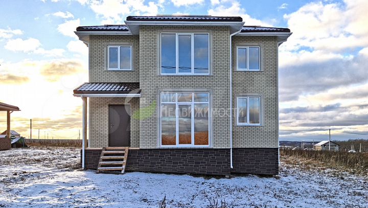 Дом 155,3 м² на участке 6 сот.