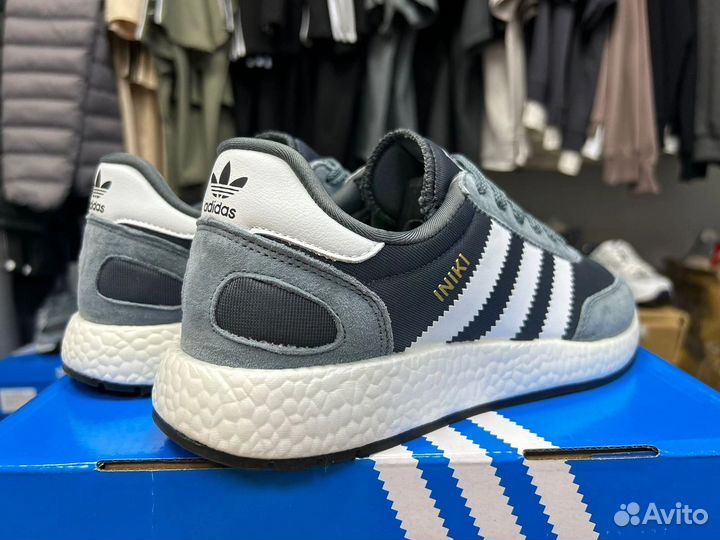 Кроссовки мужские Adidas iniki