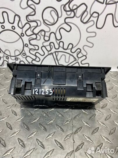 Блок управления климат-контролем Audi A4 2.0 2004