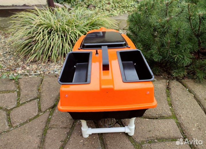 Прикормочный карповый кораблик Ранферри Speed V4