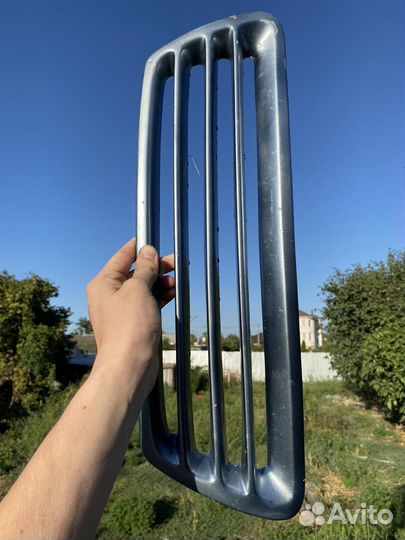 Решетка радиатора Toyota Cresta