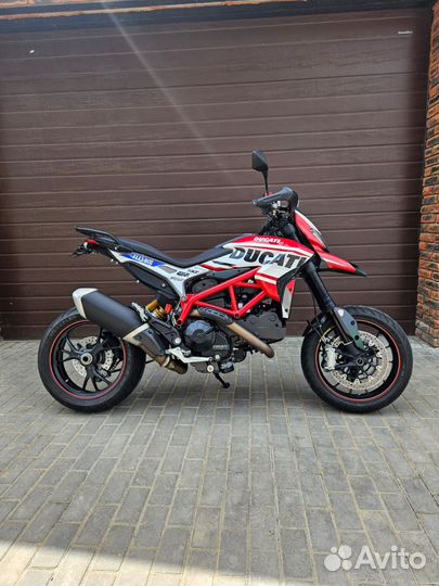 Dukati HyperMotard 821 sp