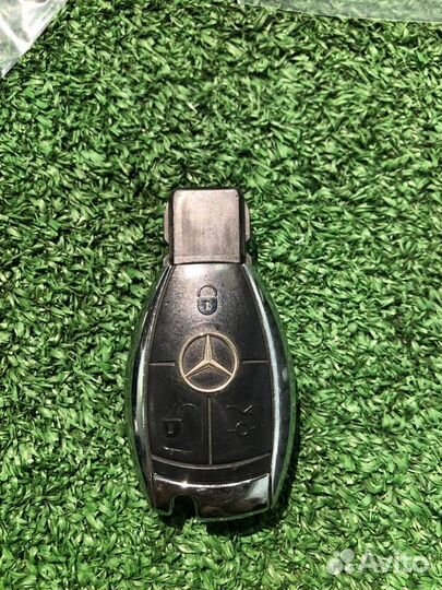 Ключ электронный Mercedes-Benz C-Class W204 271950