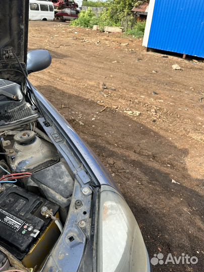 Передние крылья Renault Symbol