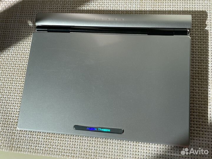 Портативный dvd плеер bbk DL3103SI