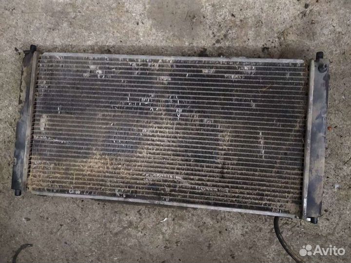 Радиатор основной Mazda 323 BA 1997г