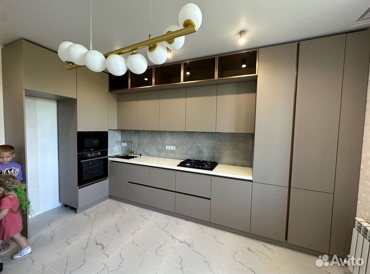 Кухня по индивидуальному заказу