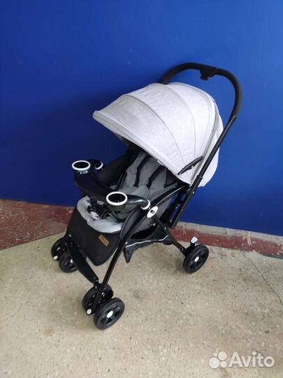 Коляска прогулочная 