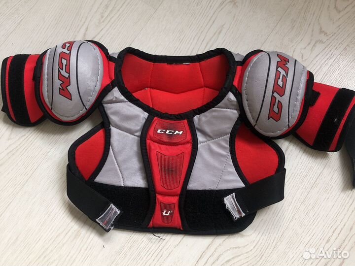 Нагрудник хоккейный ccm детский