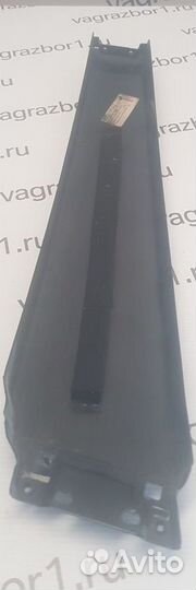 Накладка центральной стойки Audi A8 (D3)