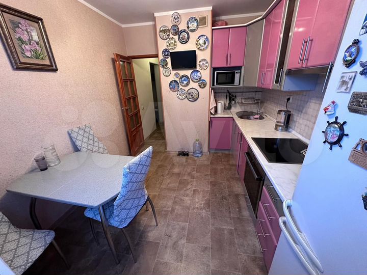 2-к. квартира, 54 м², 15/17 эт.