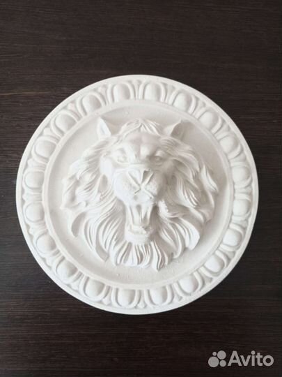 Декоративное панно лев