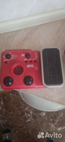 Zoom B1Xпроцессор эффектов для бас-гитары