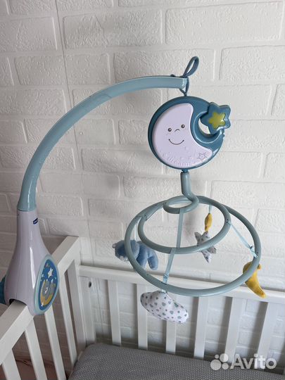 Мобиль на кроватку chicco