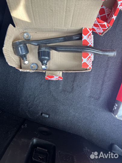 Наконечники рулевой тяги (левый и правый)