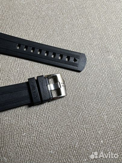 Ремешок для Omega черный seamaster 20-18 мм