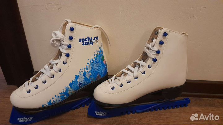 Коньки женские новые 39