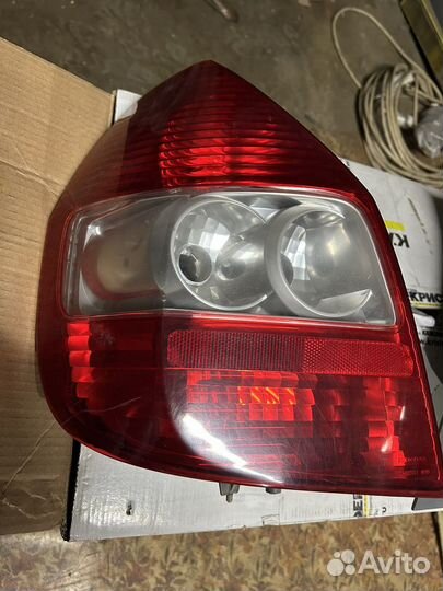 Фонарь задний Honda Fit