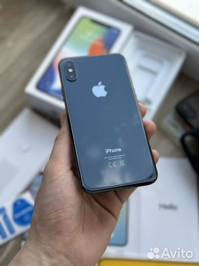 iPhone X, 64 ГБ