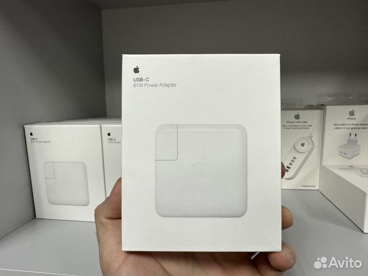 Зарядный блок Apple USB-C 61 W для MacBook