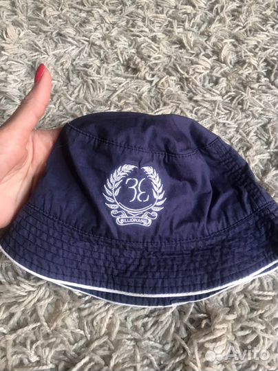 Подается детская панамка Billionaire