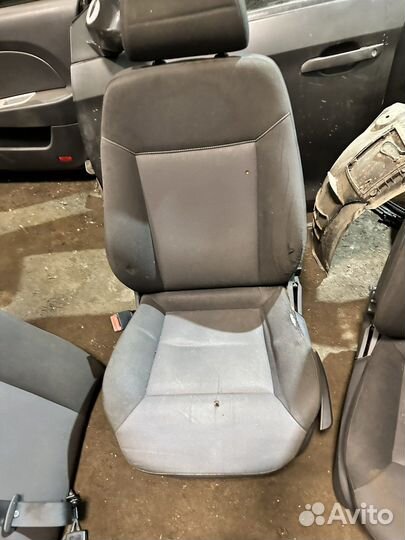 Комплект сидений opel astra h