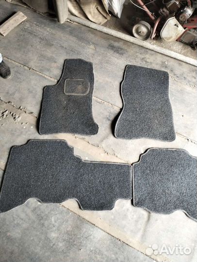 Оригинальные коврики на subaru outback