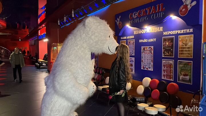 Белый мишка поздравление, ростовая кукла